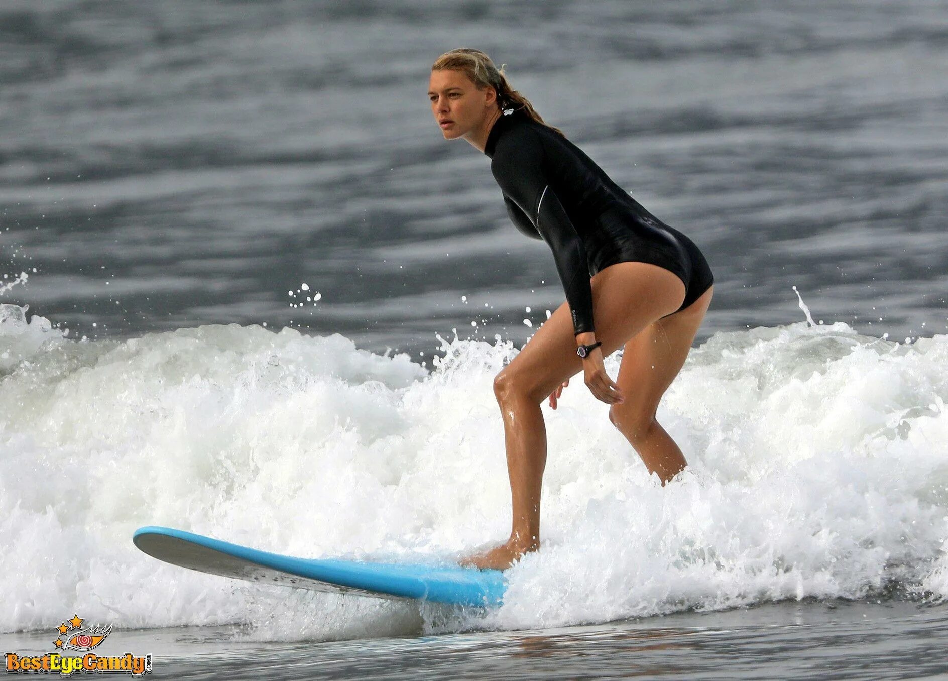 Kelly Rohrbach underwear in Hebe