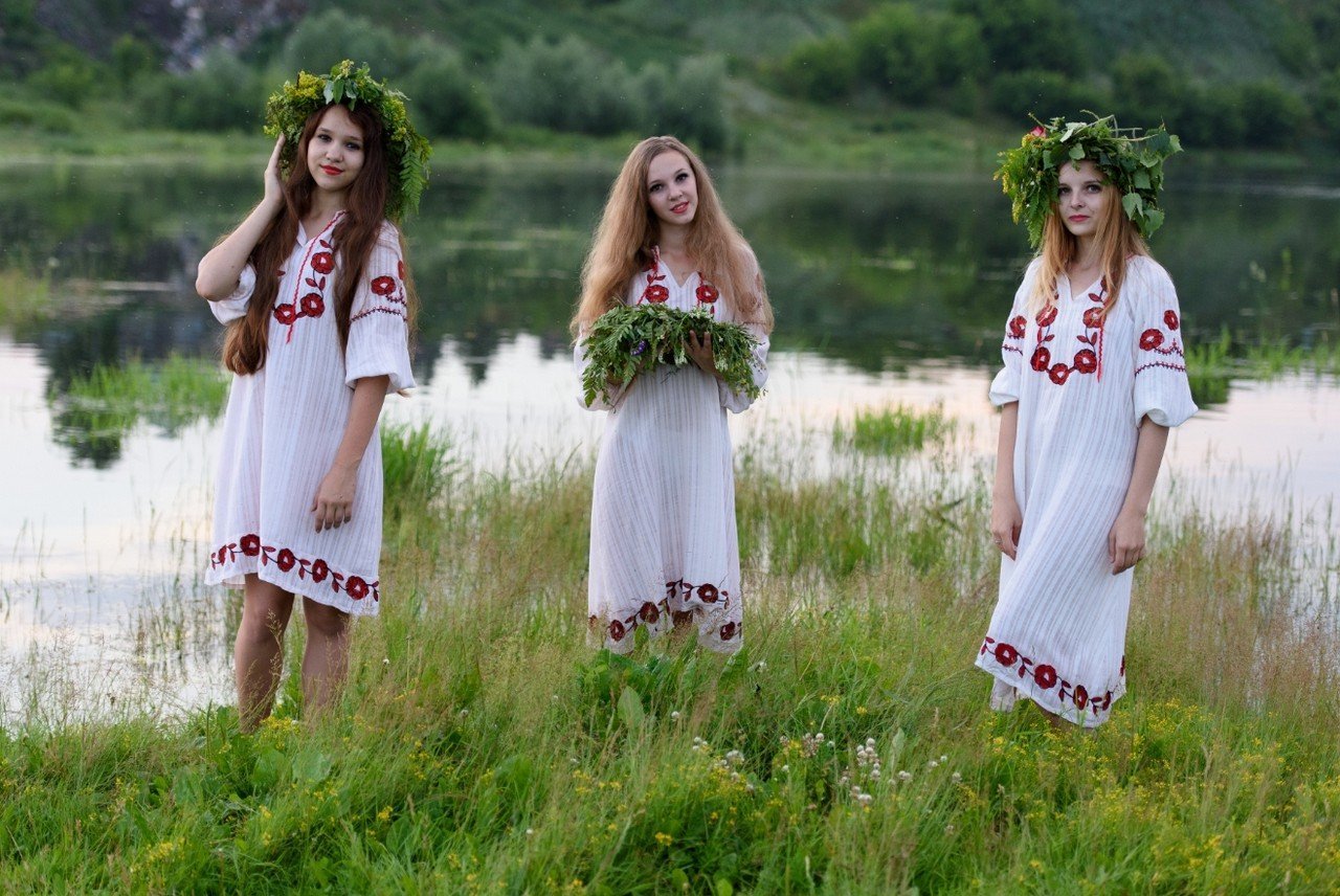 Slavic women in Hebe