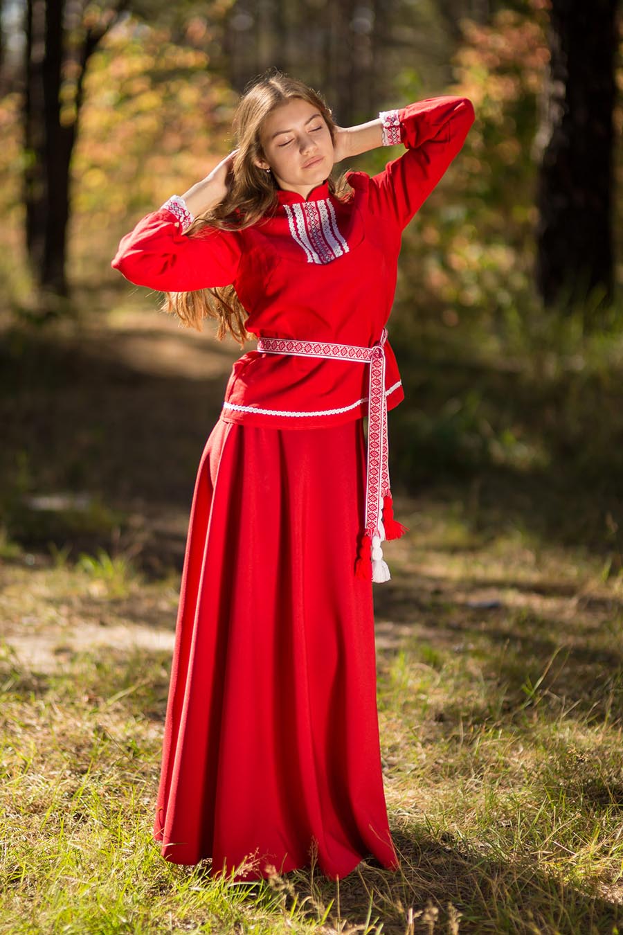 Underwear Women in Slavic costumes in Hebe