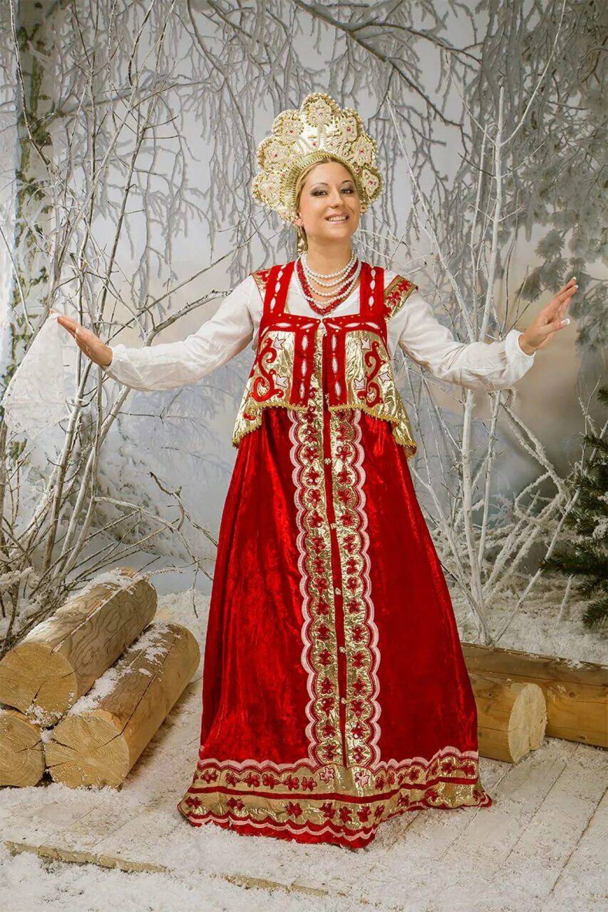 Girls in Slavic costumes in Hebe